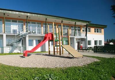 Ubytování na Bystřicku: Areál sportu - SPORTHOTEL v Bystřici nad Pernštejnem